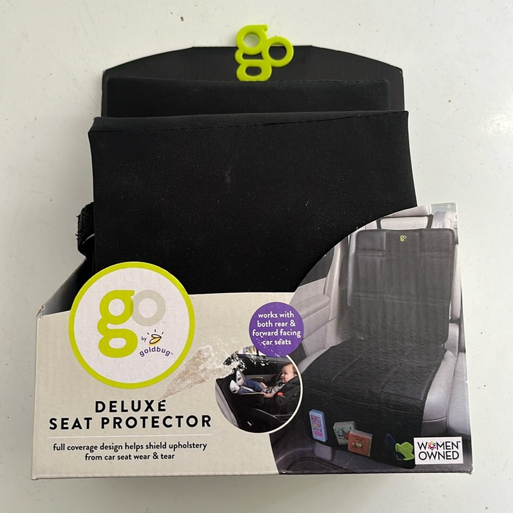 go by goldbug Deluxe Seat Protector - Black